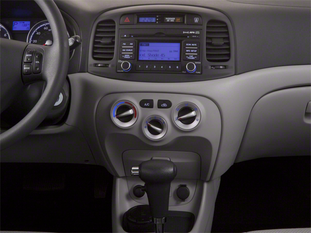 2011 Hyundai Accent GLS