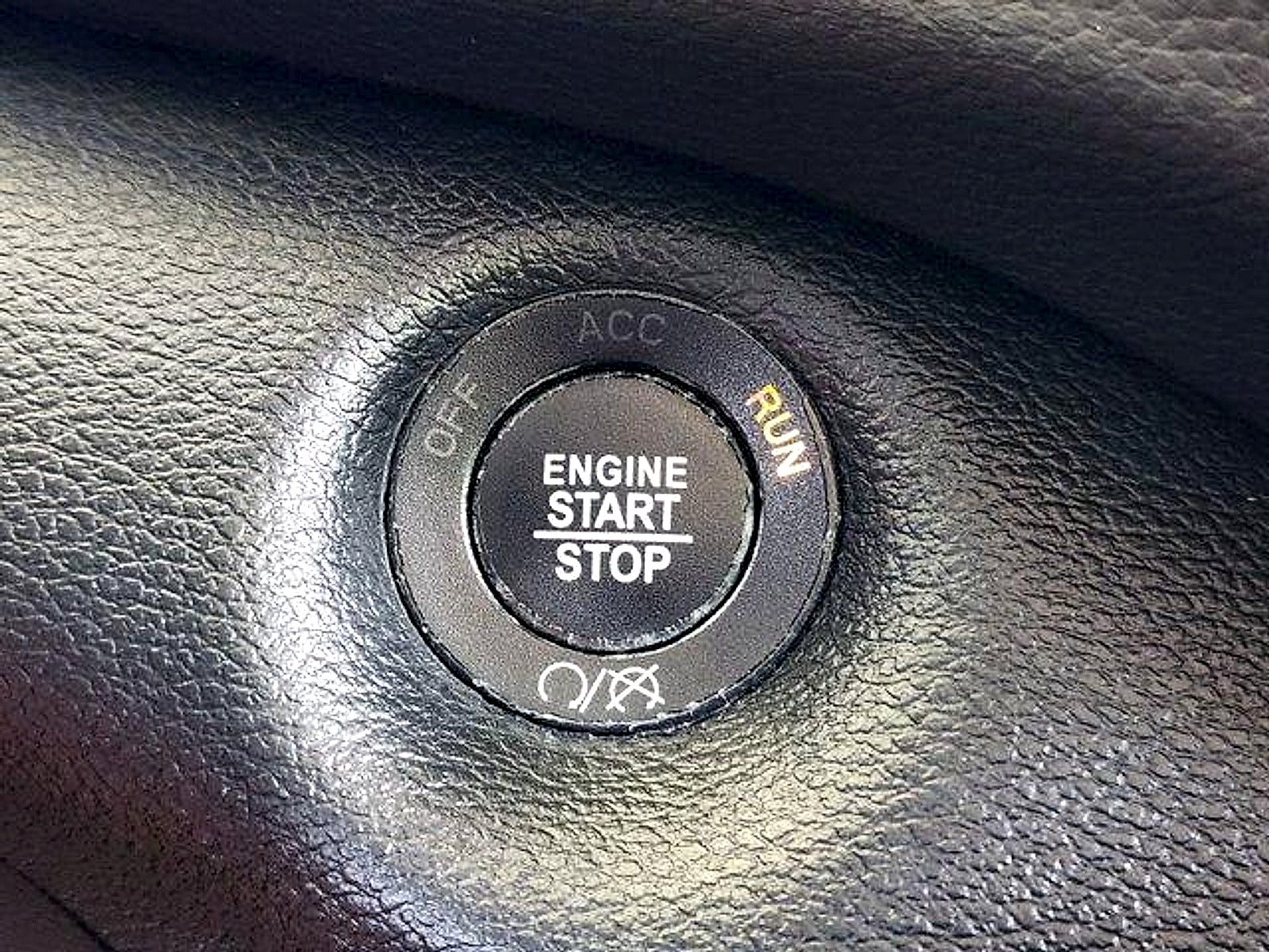 2021 Jeep Cherokee LATITUDE LUX 4DR FRONT-WHEEL DRIVE
