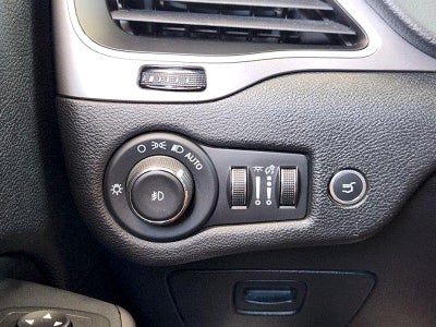 2021 Jeep Cherokee LATITUDE LUX 4DR FRONT-WHEEL DRIVE
