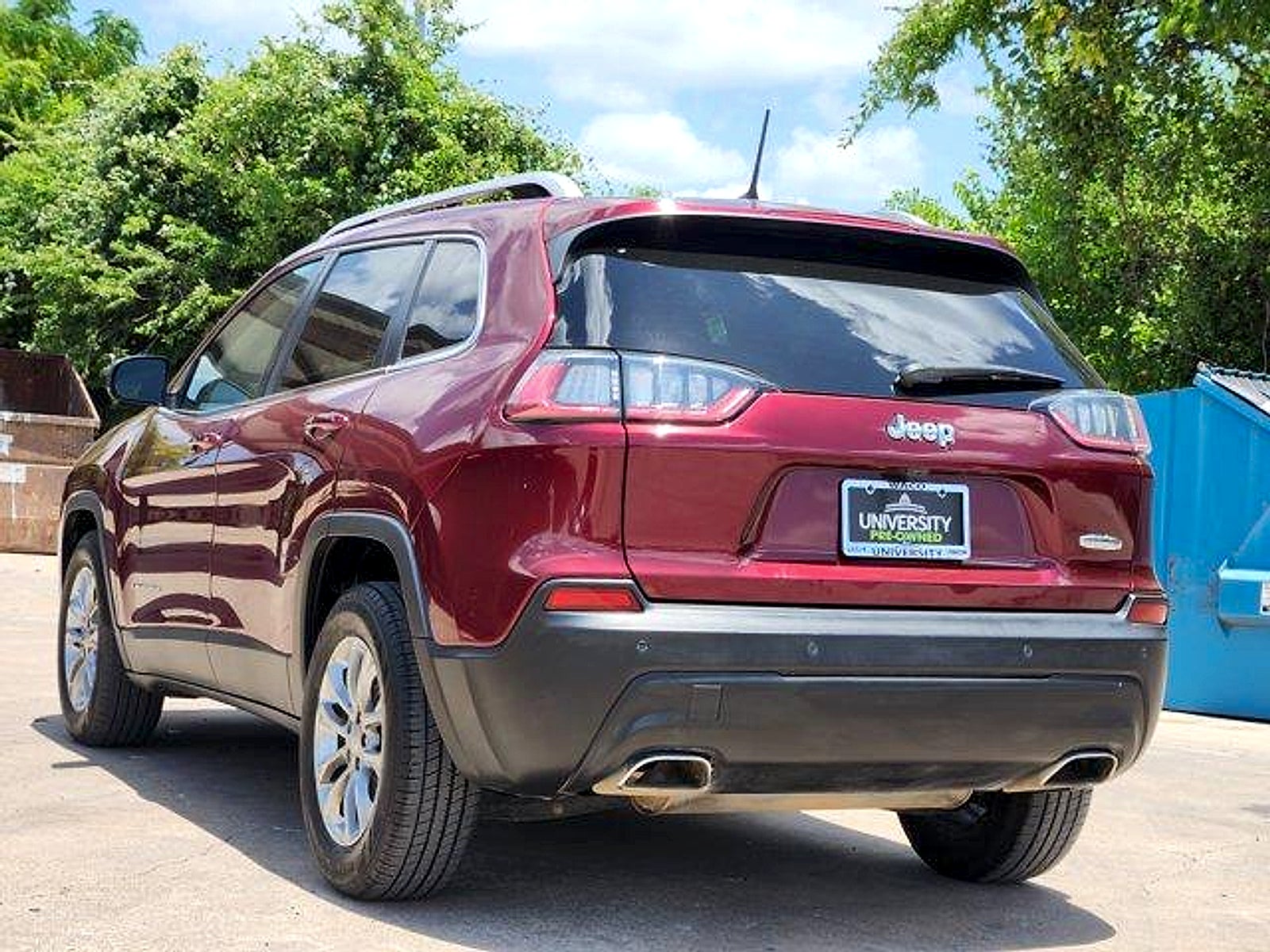 2021 Jeep Cherokee LATITUDE LUX 4DR FRONT-WHEEL DRIVE