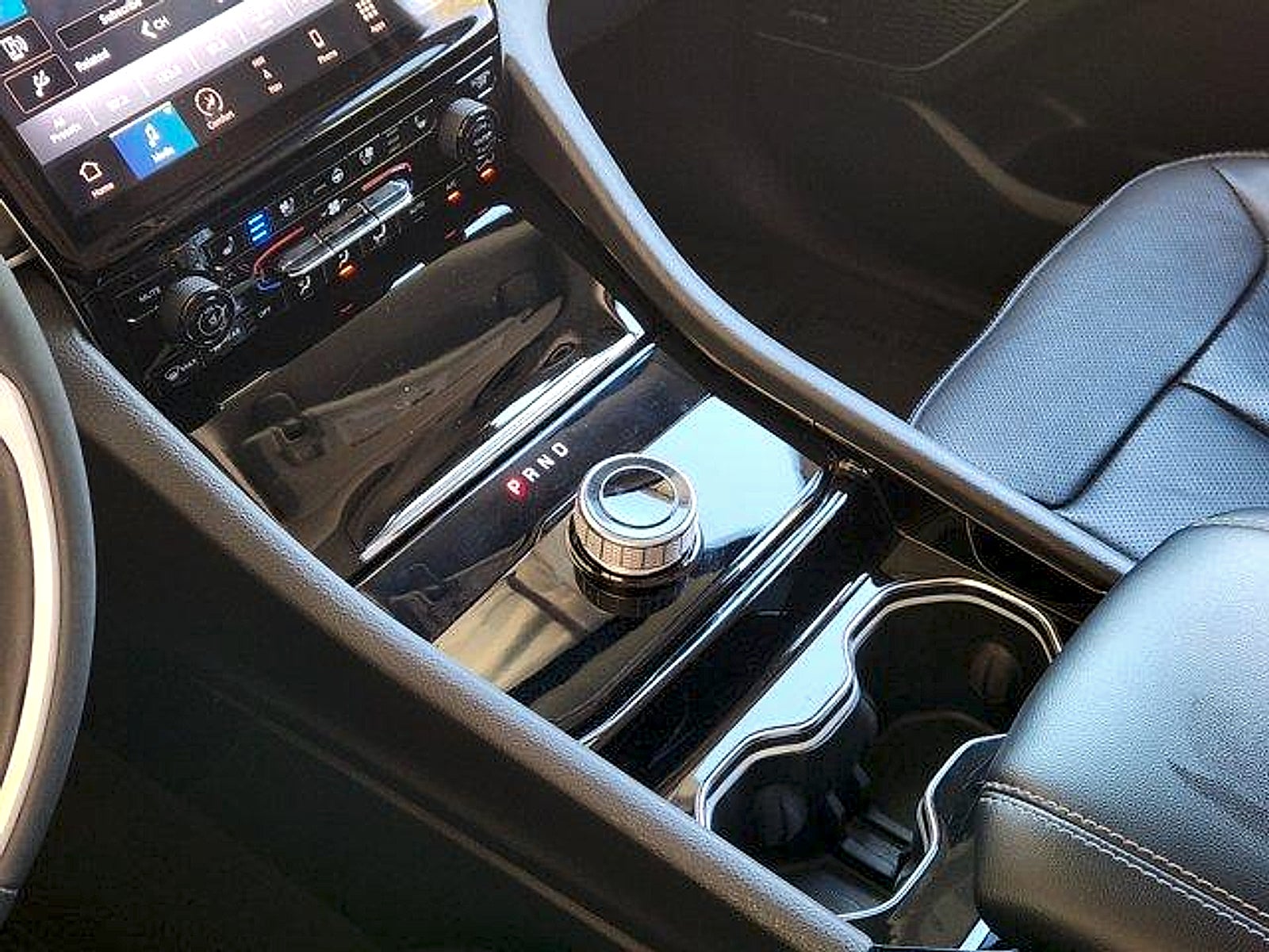2023 Jeep Grand Cherokee Limited 4x2