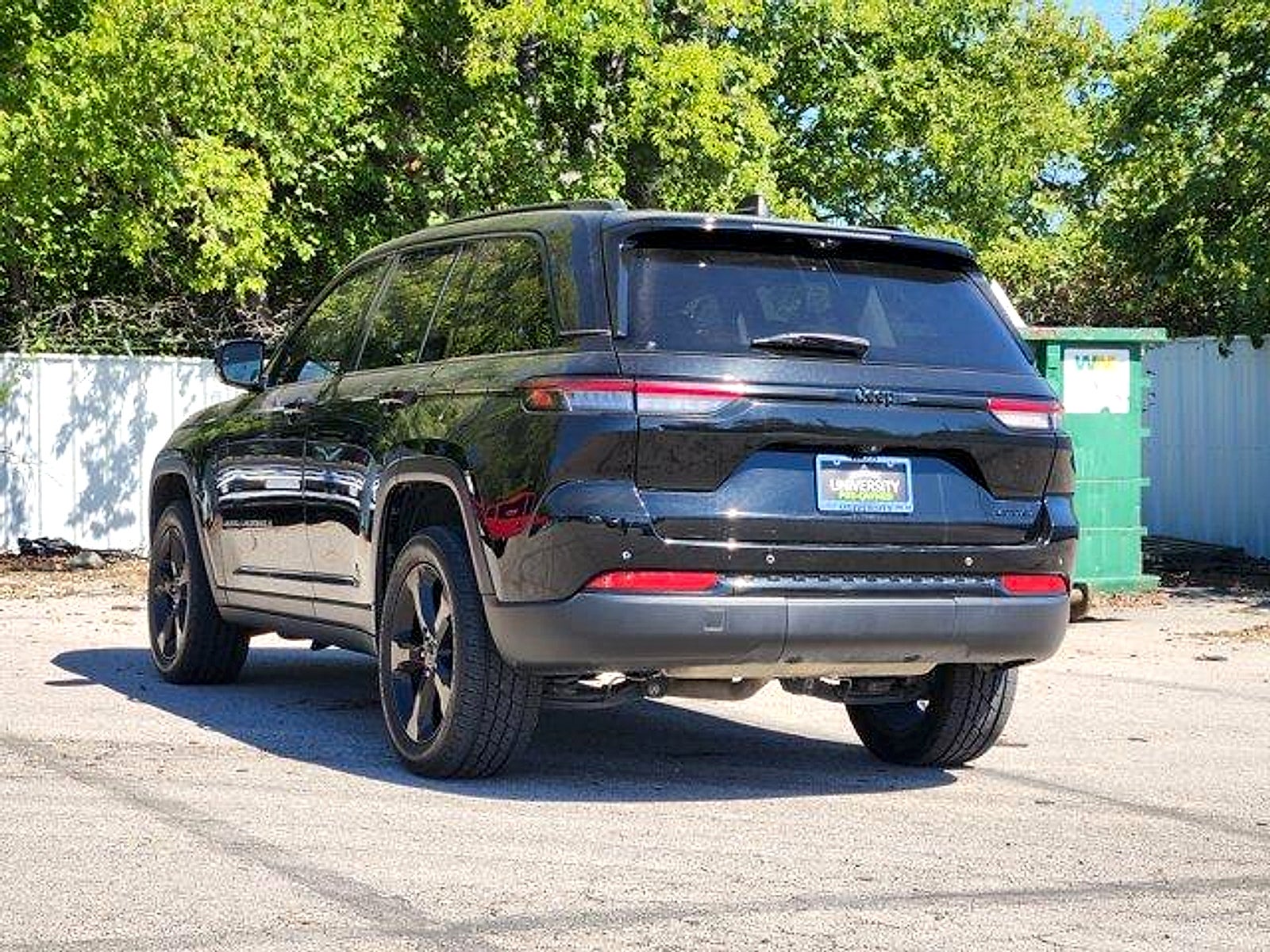 2023 Jeep Grand Cherokee Limited 4x2
