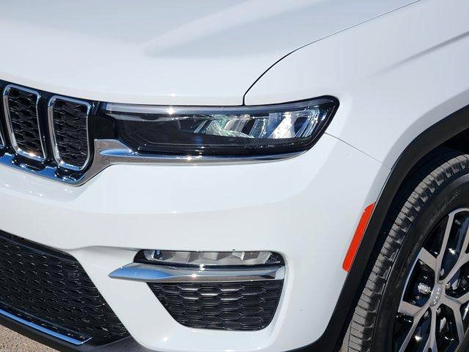 2025 Jeep Grand Cherokee Limited 4x2