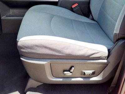 2023 RAM 1500 Classic SLT Crew Cab 4x4 5'7" Box