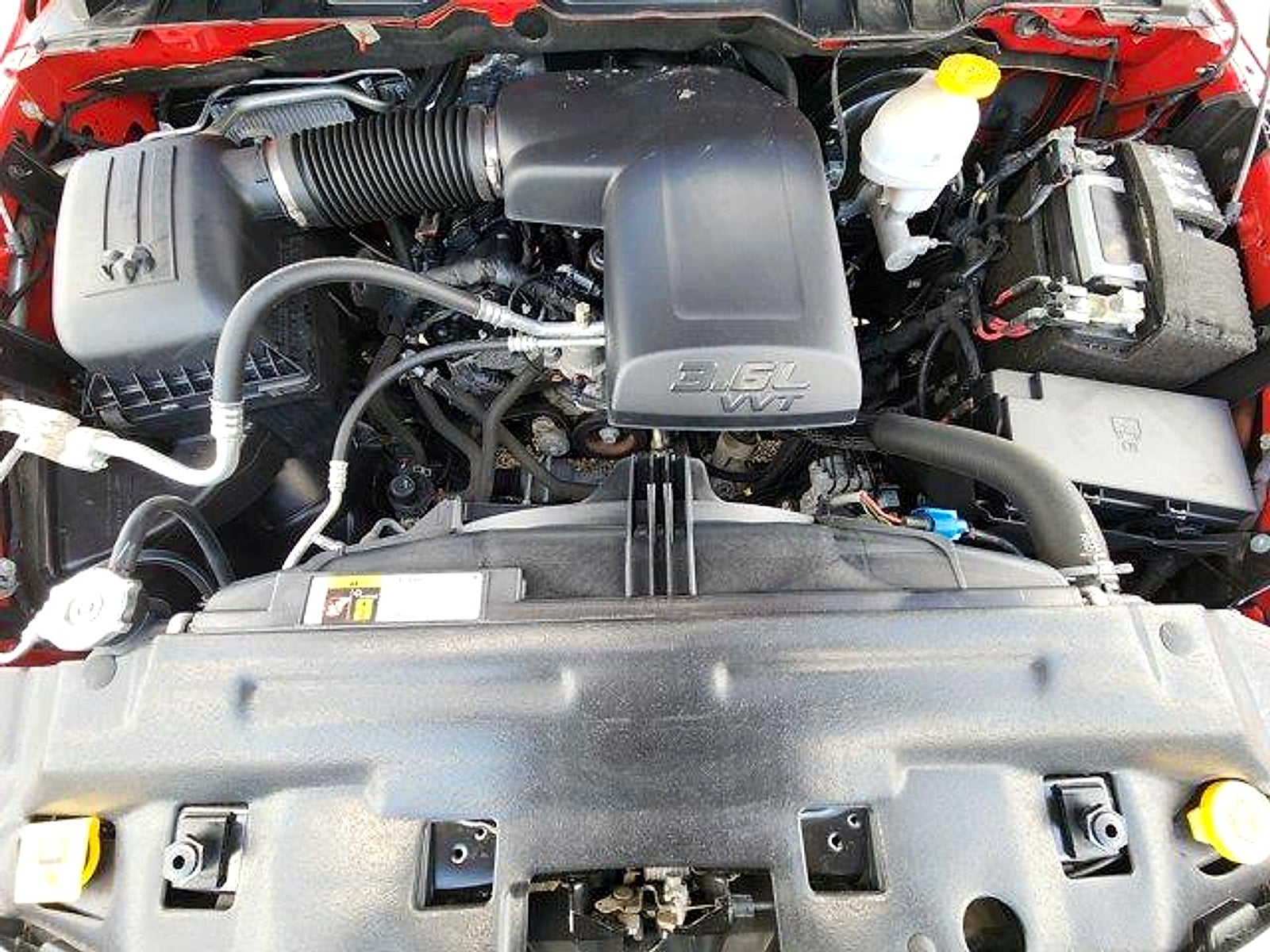 2023 RAM 1500 Classic SLT Crew Cab 4x4 5'7" Box