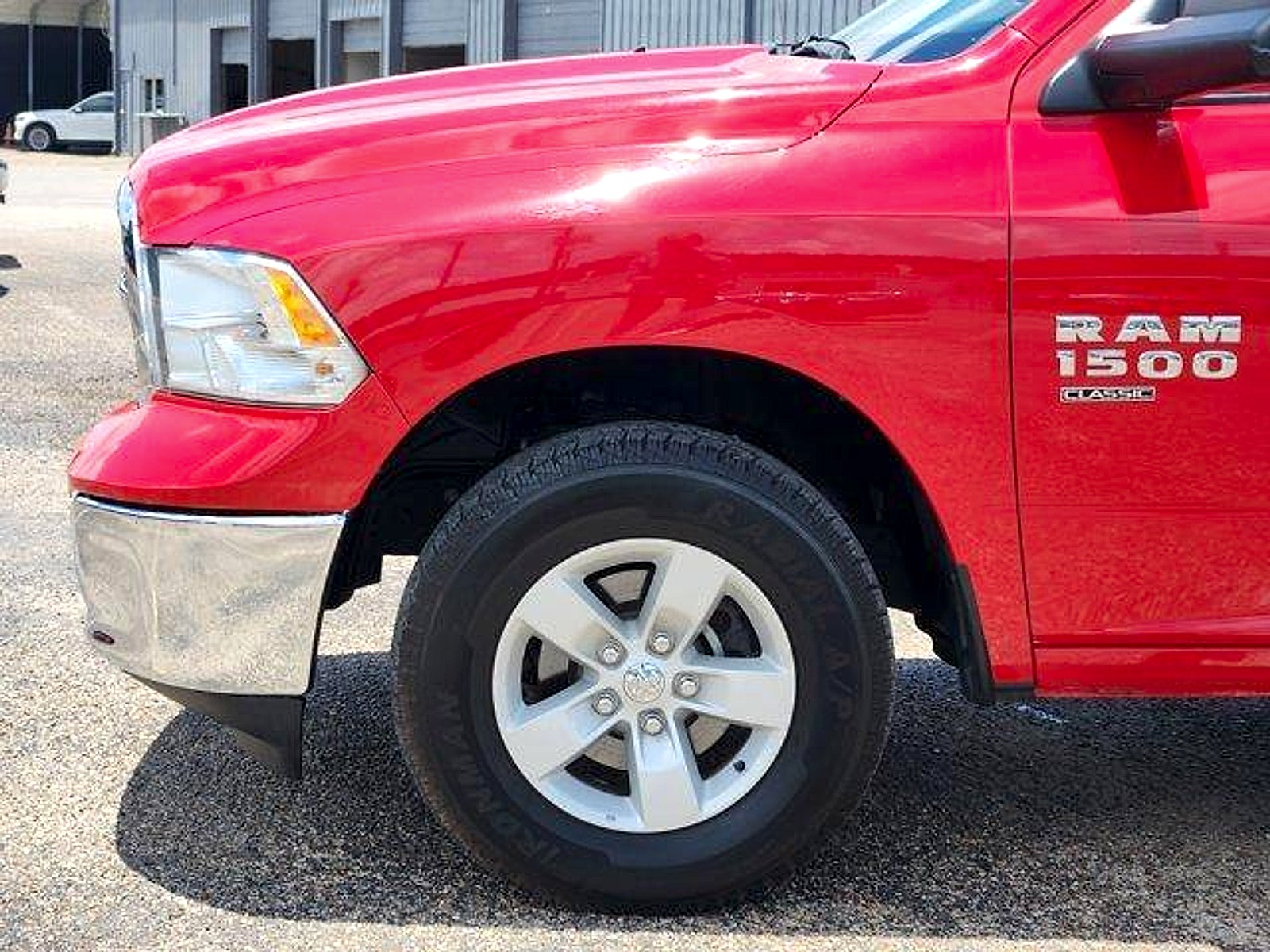 2023 RAM 1500 Classic SLT Crew Cab 4x4 5'7" Box