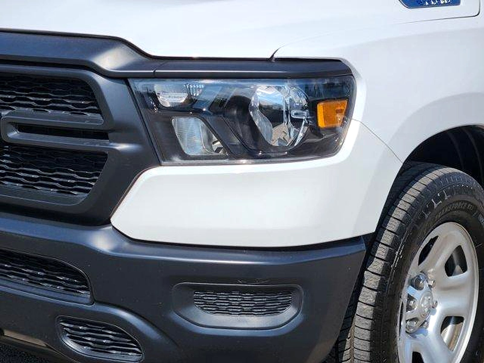 2023 RAM 1500 Tradesman Crew Cab 4x2 5'7" Box