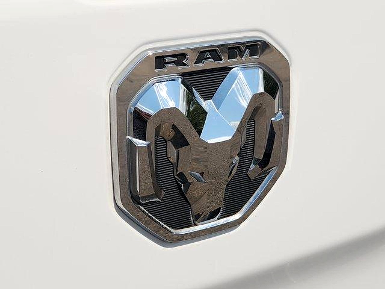 2023 RAM 1500 Tradesman Crew Cab 4x2 5'7" Box