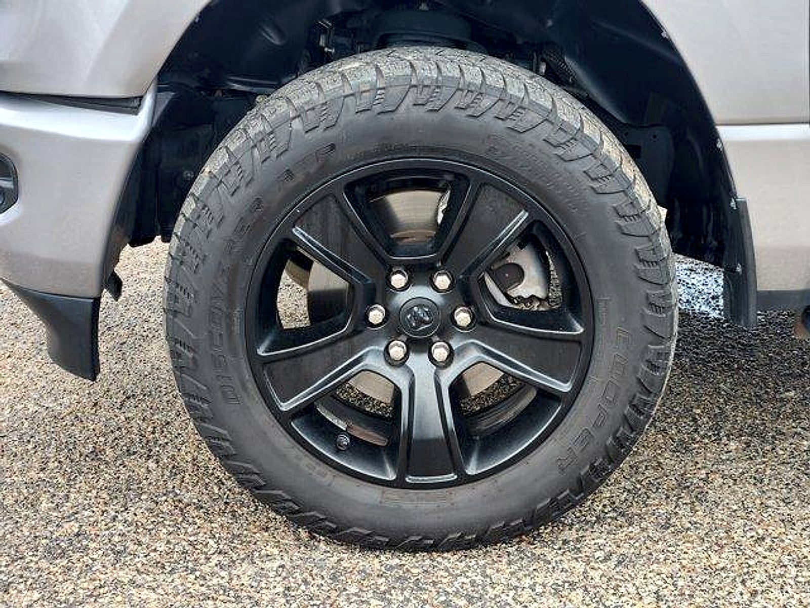 2021 RAM 1500 Lone Star Crew Cab 4x4 5'7" Box