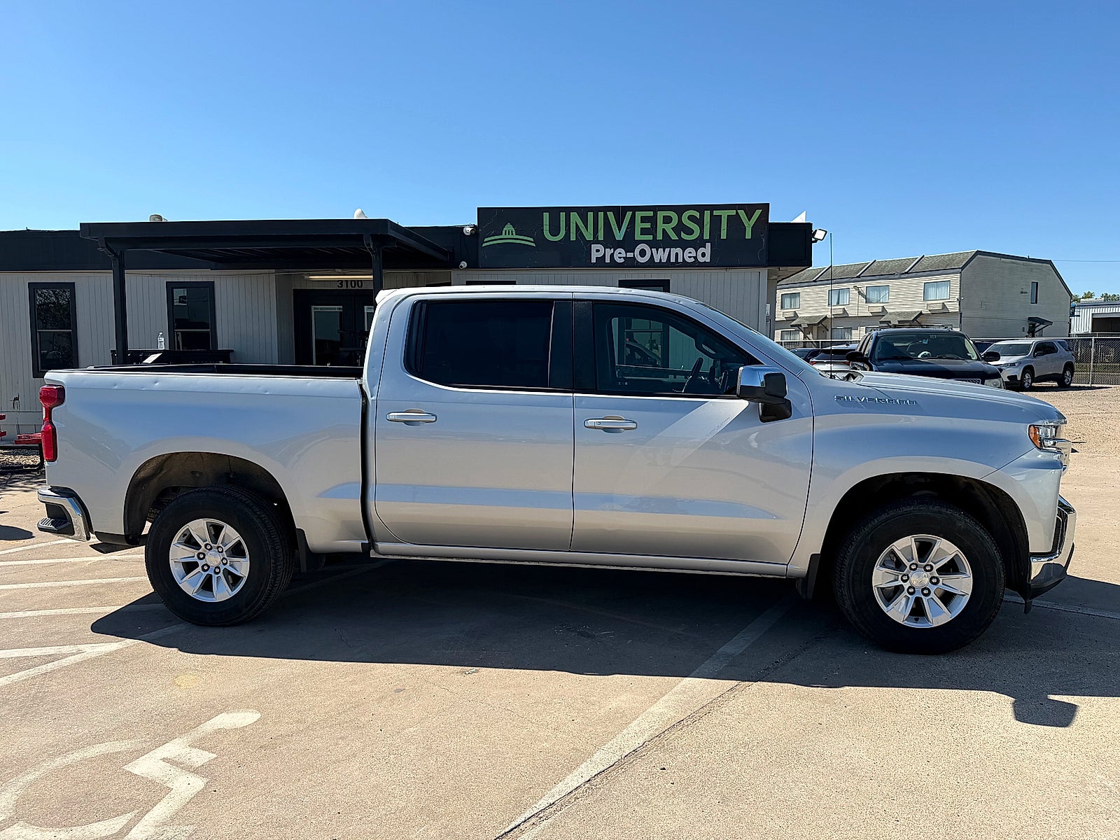 2021 Chevrolet Silverado 1500 2WD Crew Cab Short Bed LT