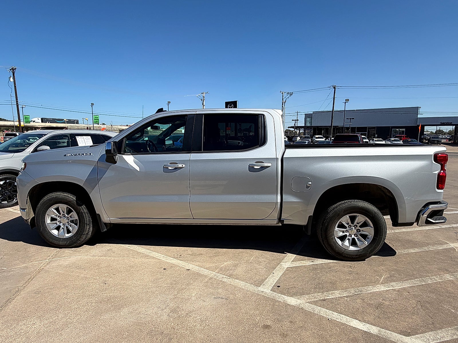 2021 Chevrolet Silverado 1500 2WD Crew Cab Short Bed LT
