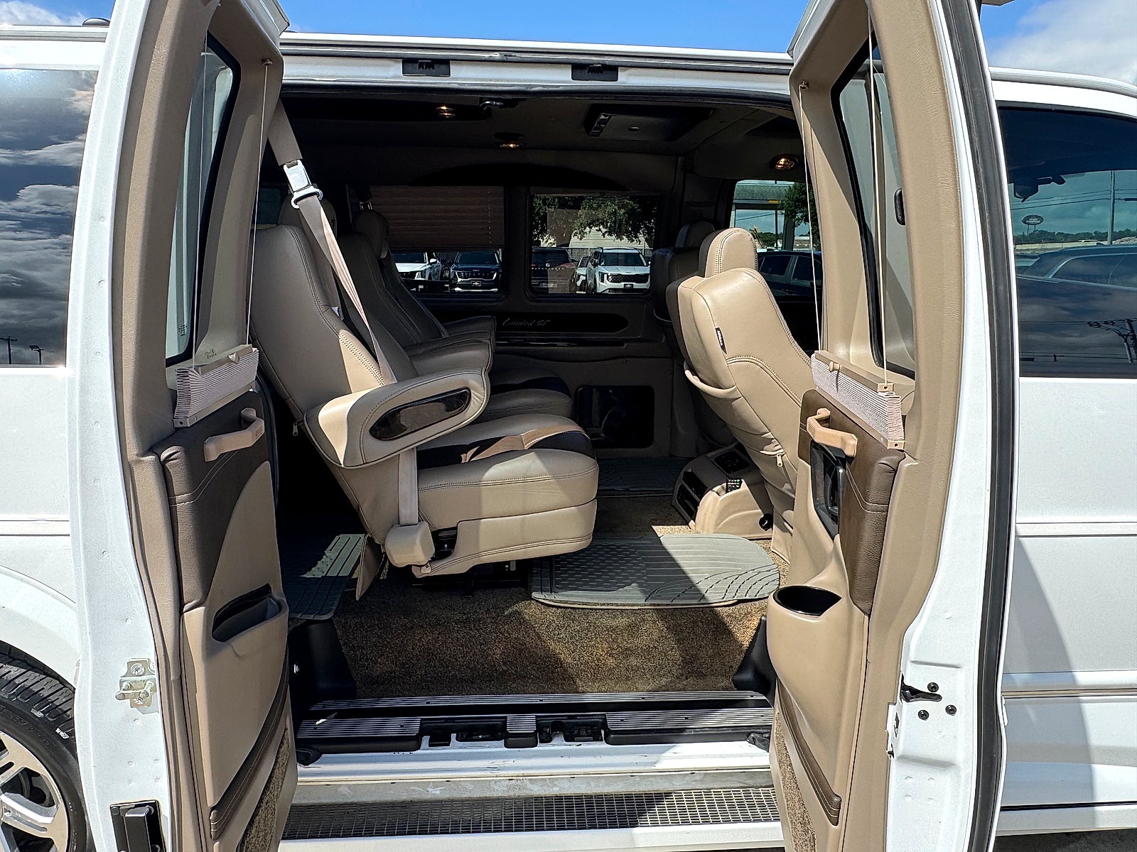 2017 Chevrolet Express 2500 Work Van