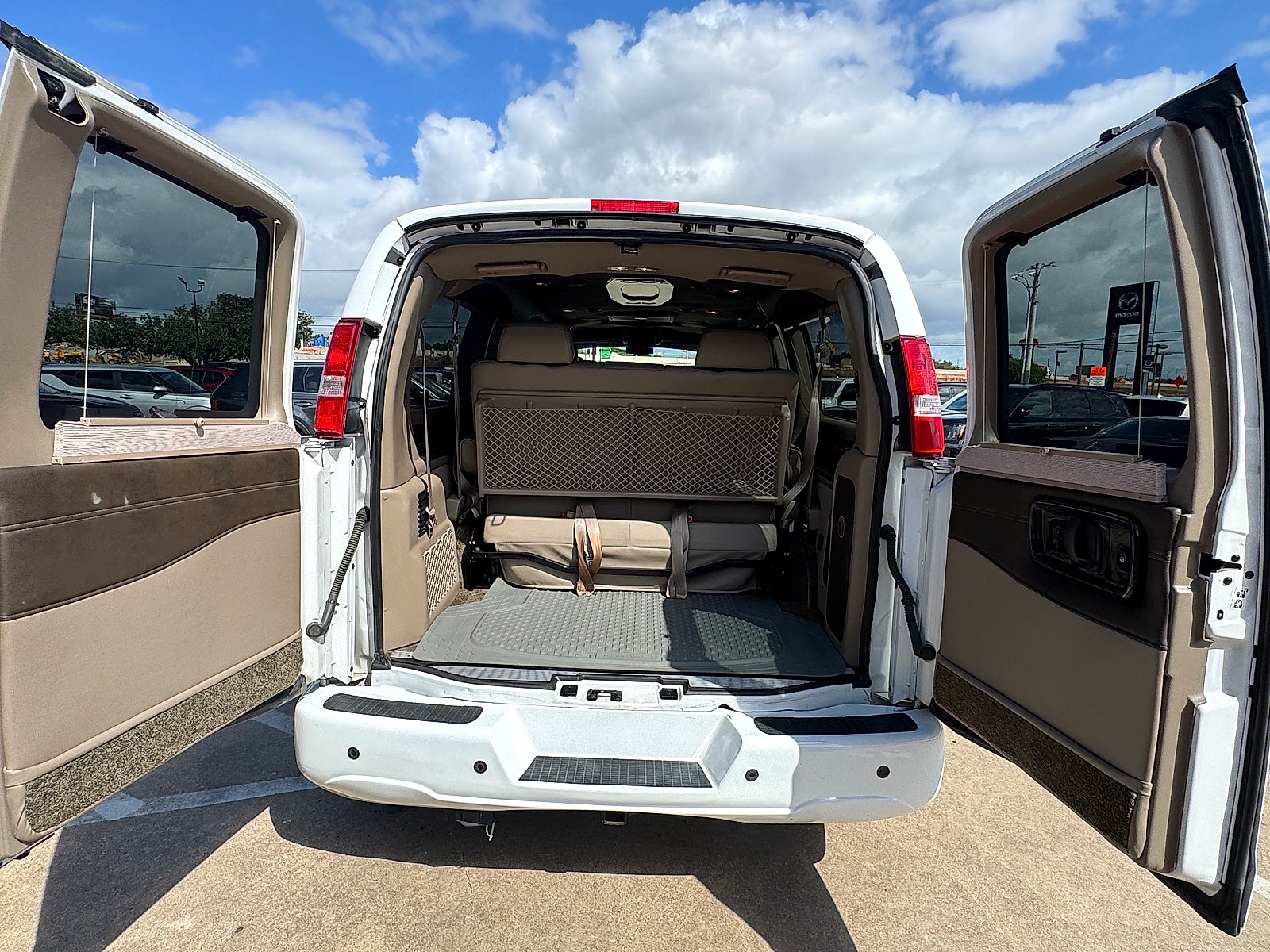 2017 Chevrolet Express 2500 Work Van