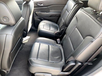 2023 GMC Acadia FWD SLT