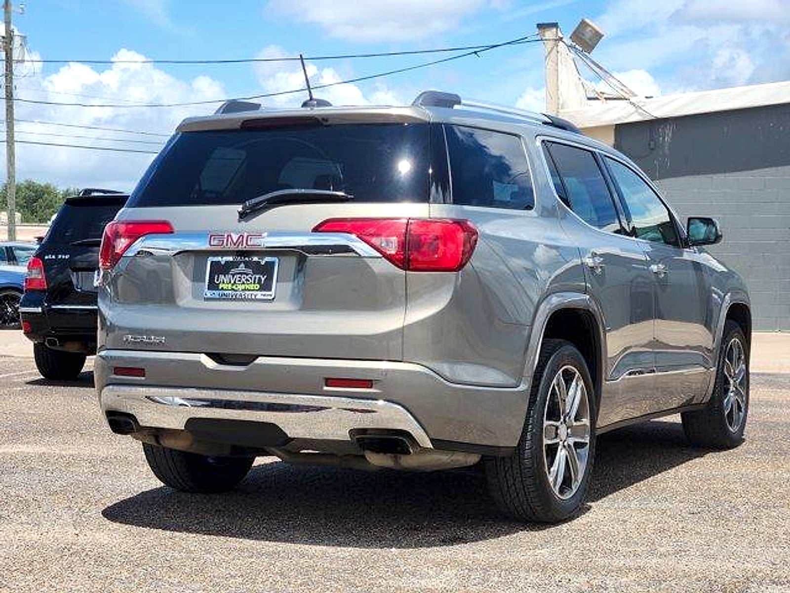 2019 GMC Acadia Denali
