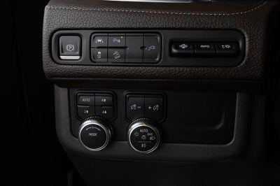 2021 GMC Yukon 4WD Denali