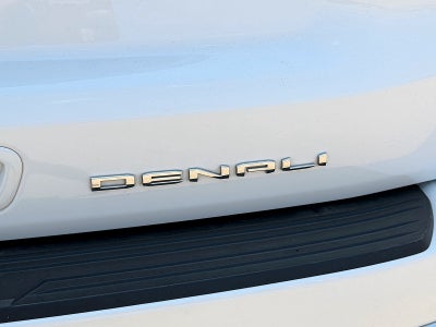 2023 GMC Yukon 4WD Denali