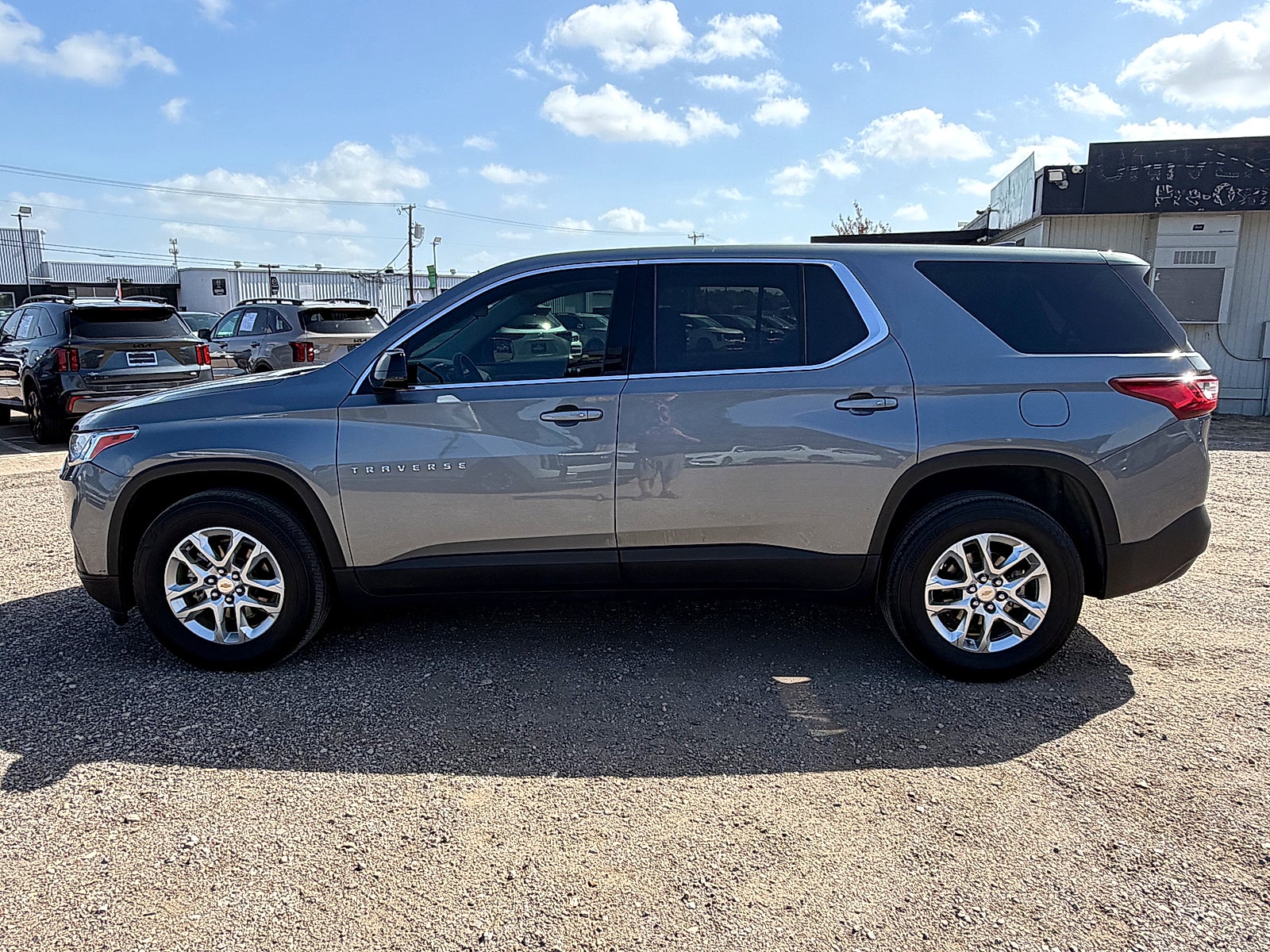 2021 Chevrolet Traverse FWD LS