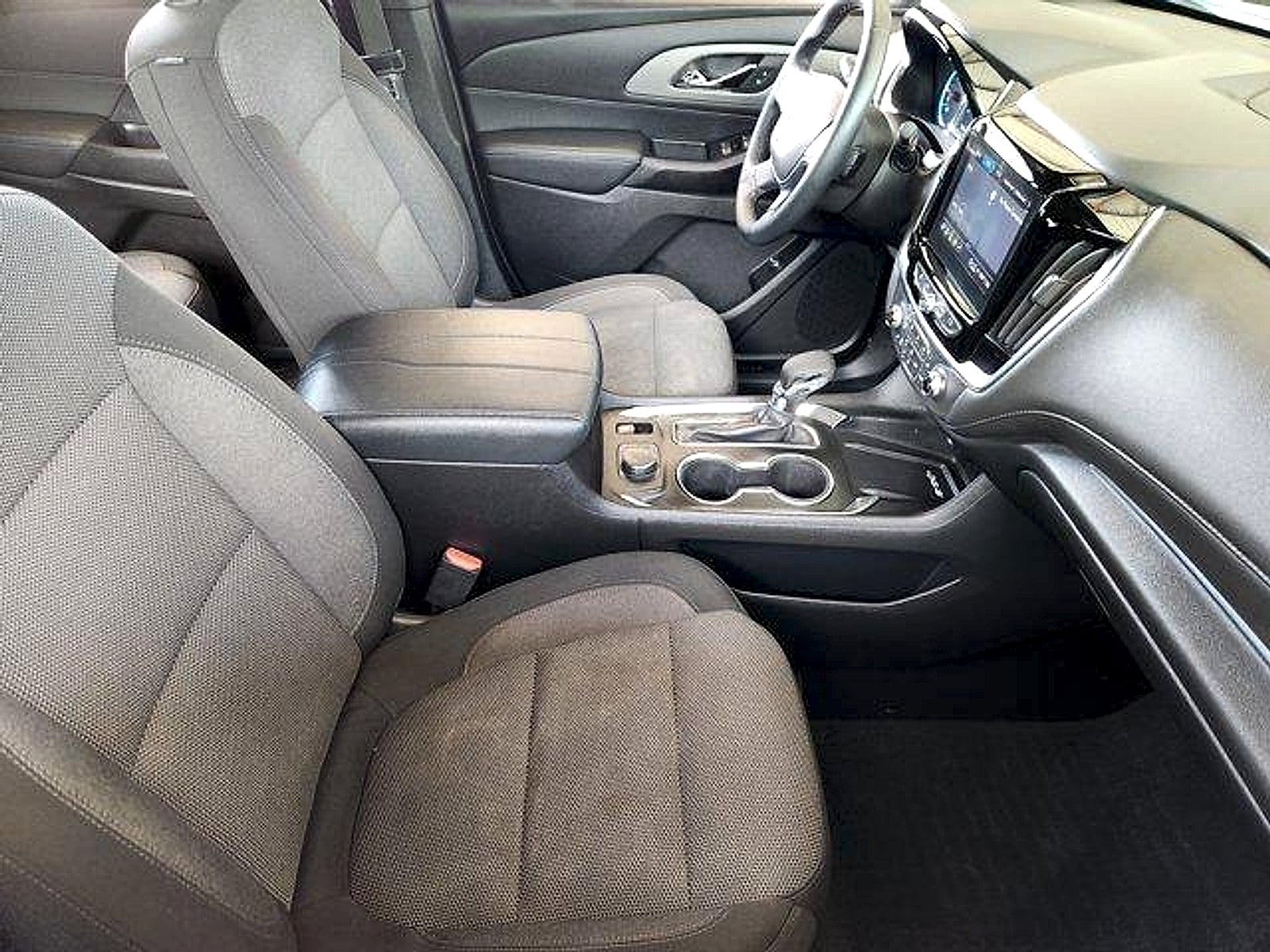 2023 Chevrolet Traverse FWD LT Cloth