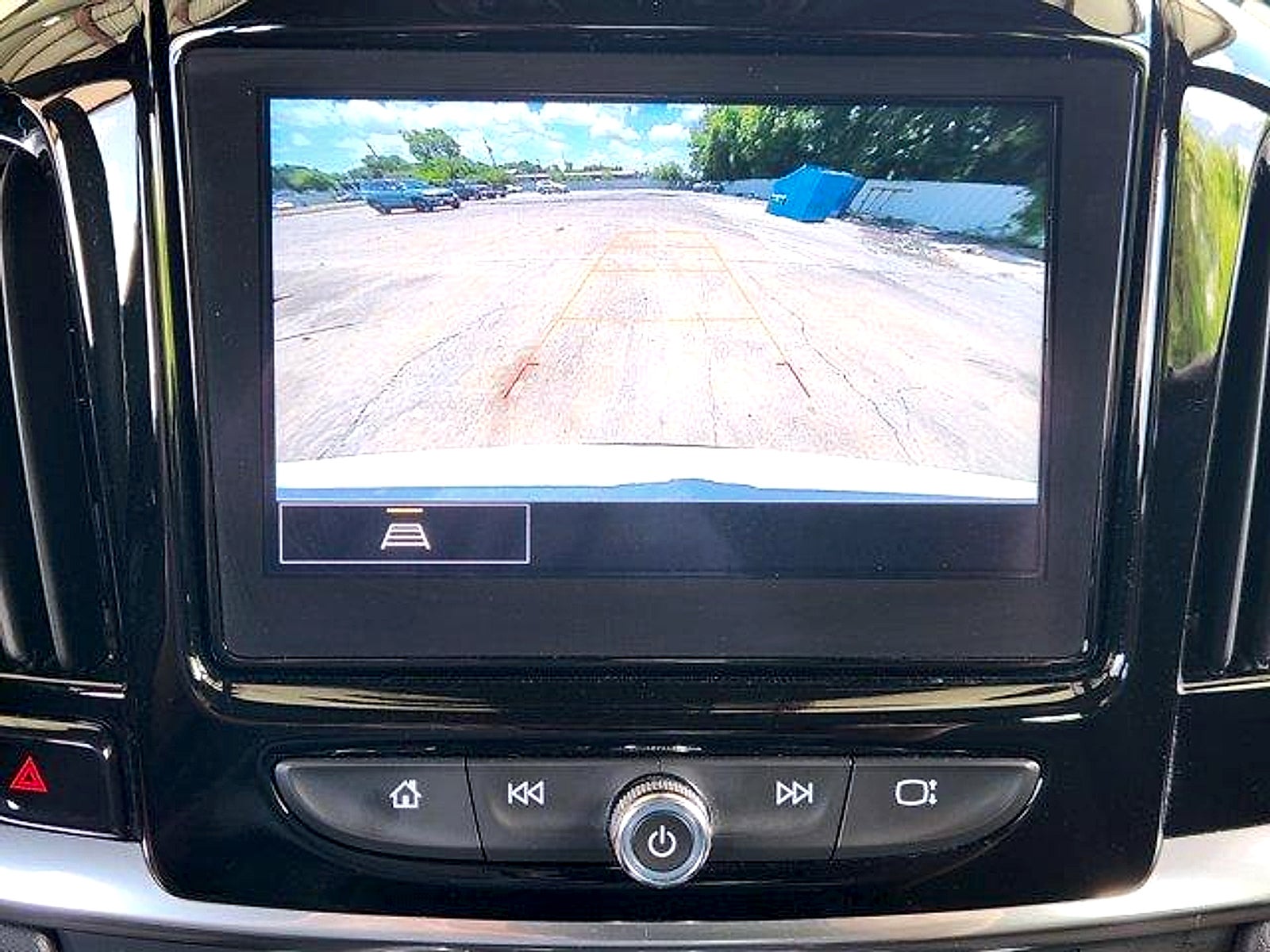 2023 Chevrolet Traverse FWD LT Cloth