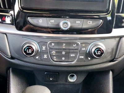2023 Chevrolet Traverse FWD LT Cloth