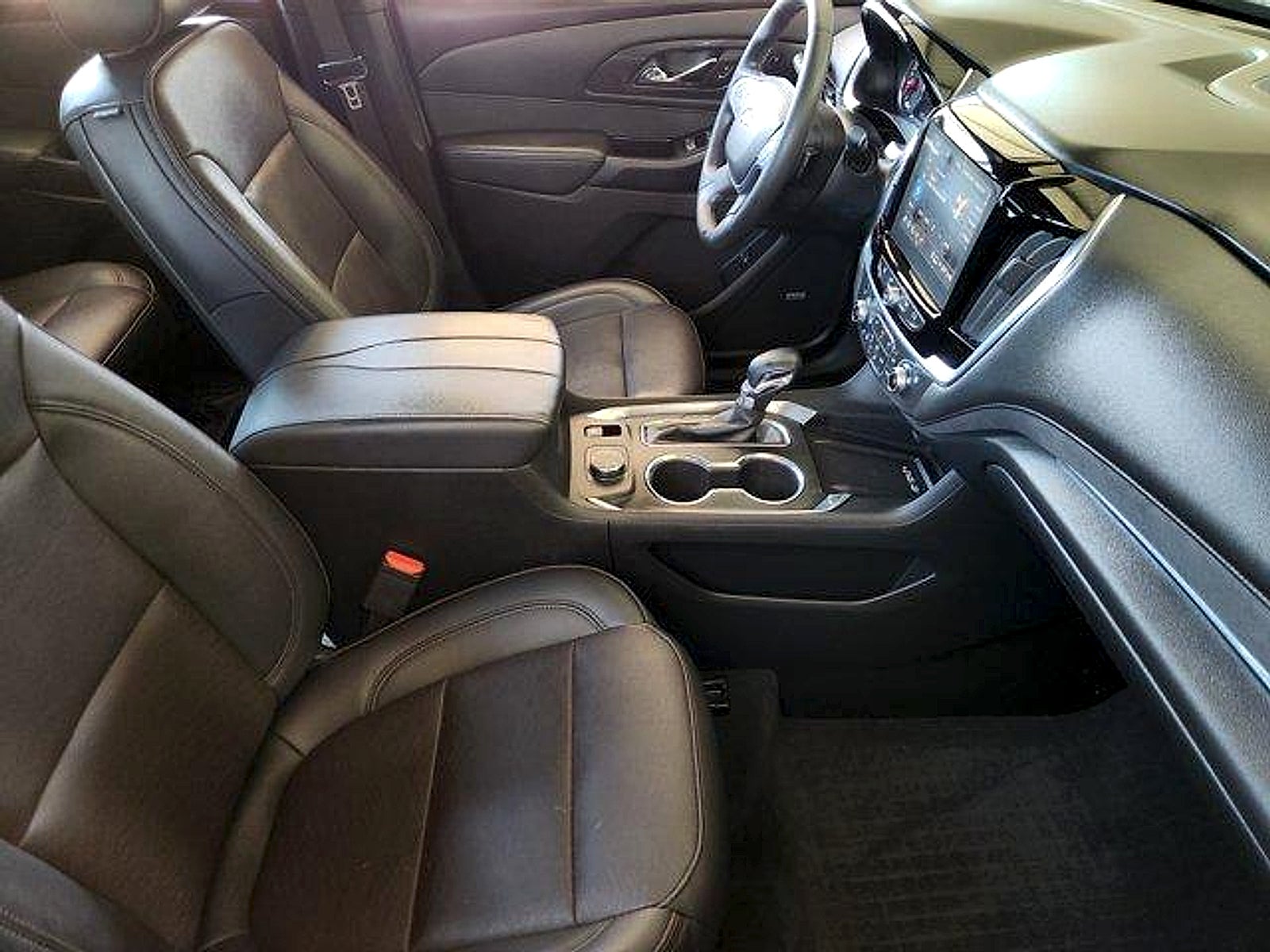2023 Chevrolet Traverse AWD High Country