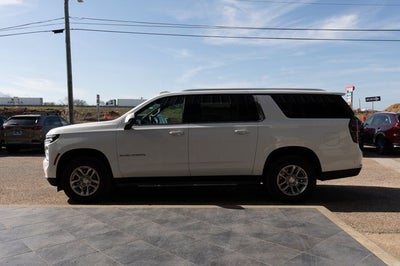 2025 Chevrolet Suburban LT