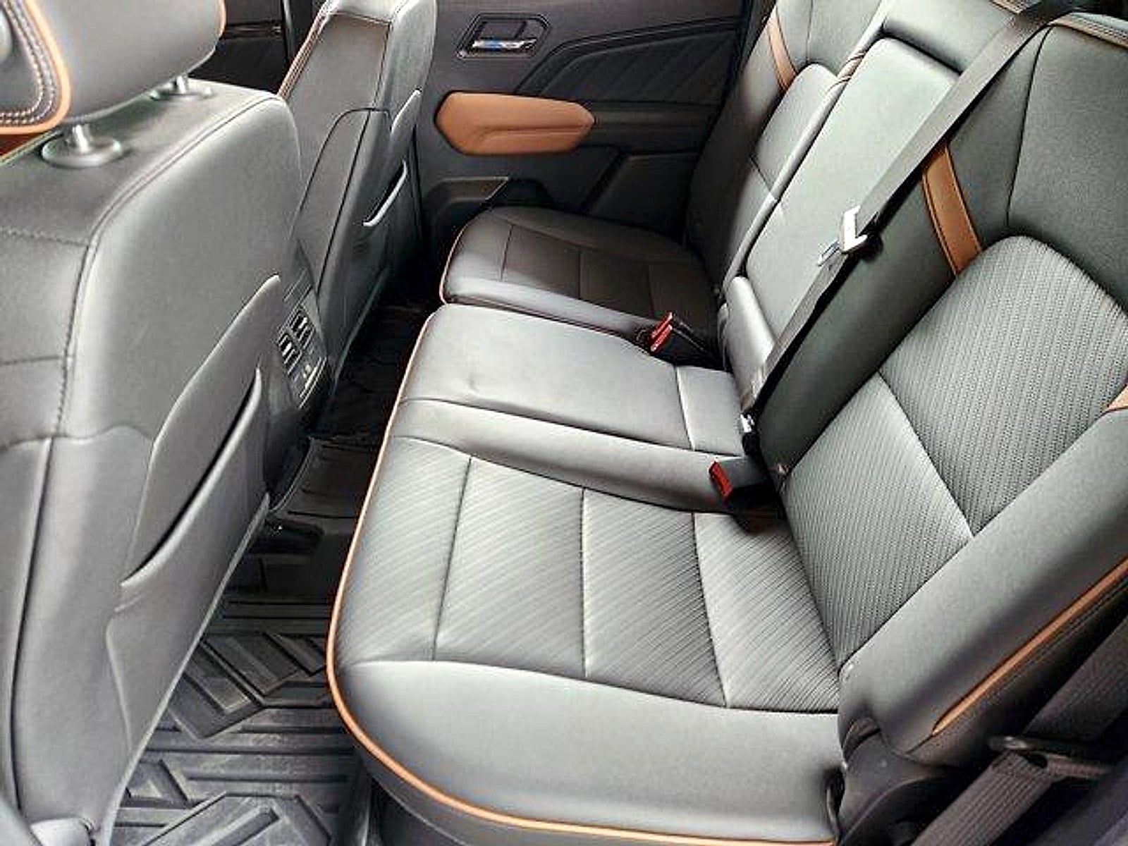 2023 GMC Canyon 4WD Crew Cab Short Box AT4