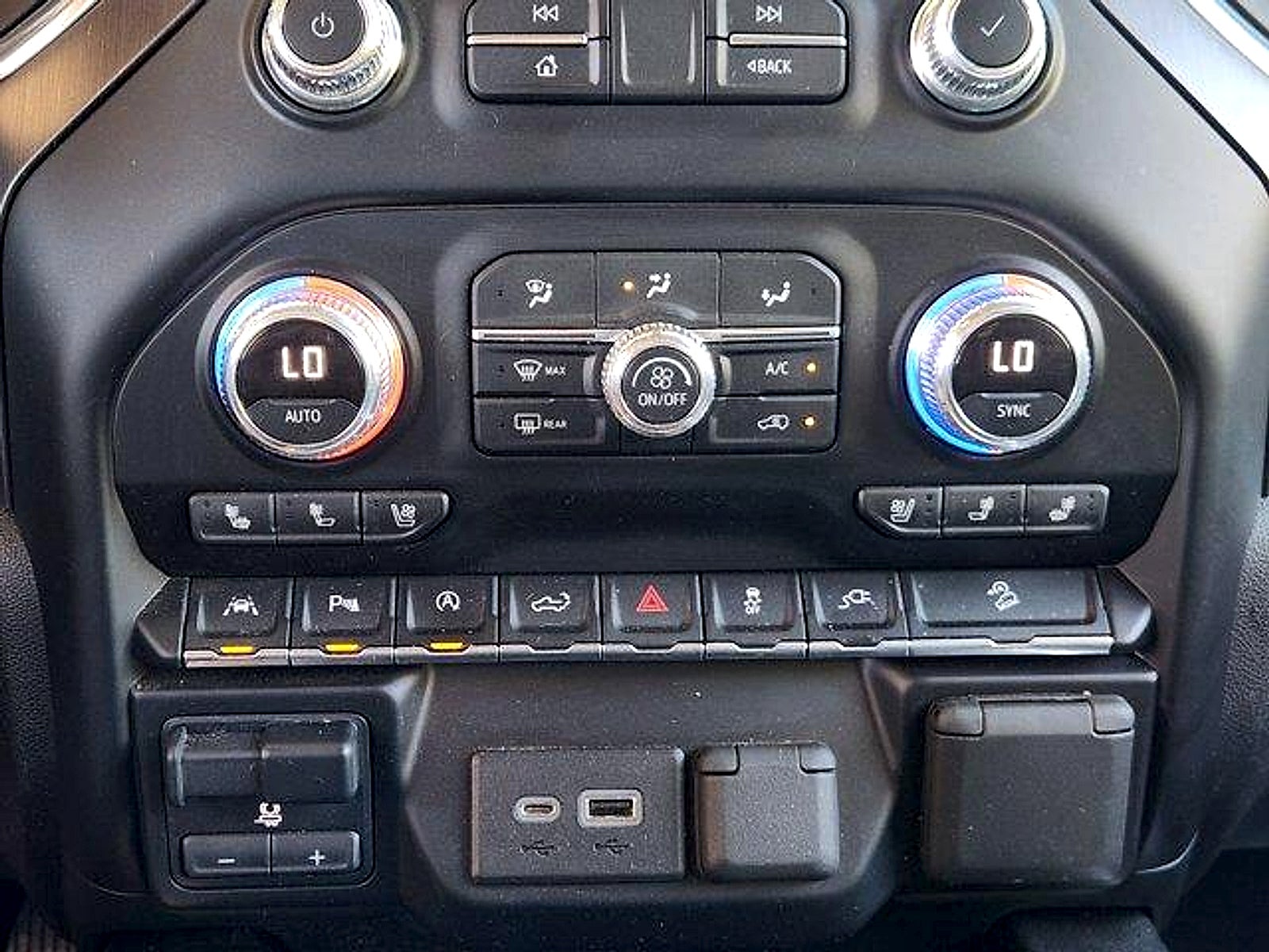 2021 GMC Sierra 1500 4WD Crew Cab Short Box AT4