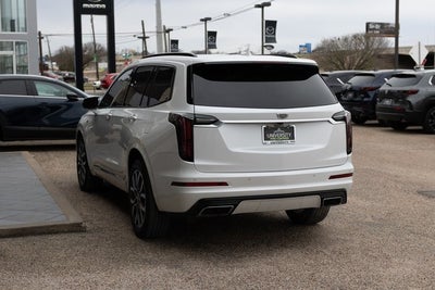 2022 Cadillac XT6 Sport