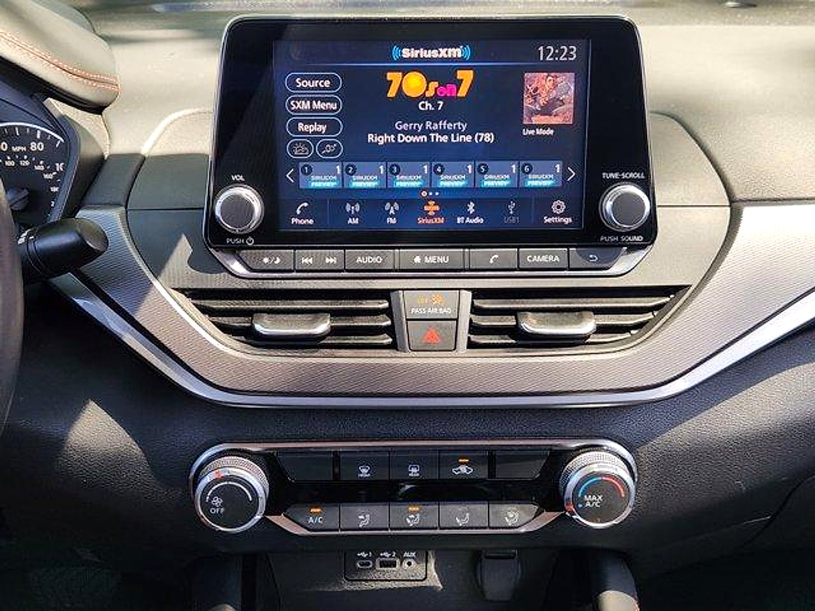2024 Nissan Altima SR FWD