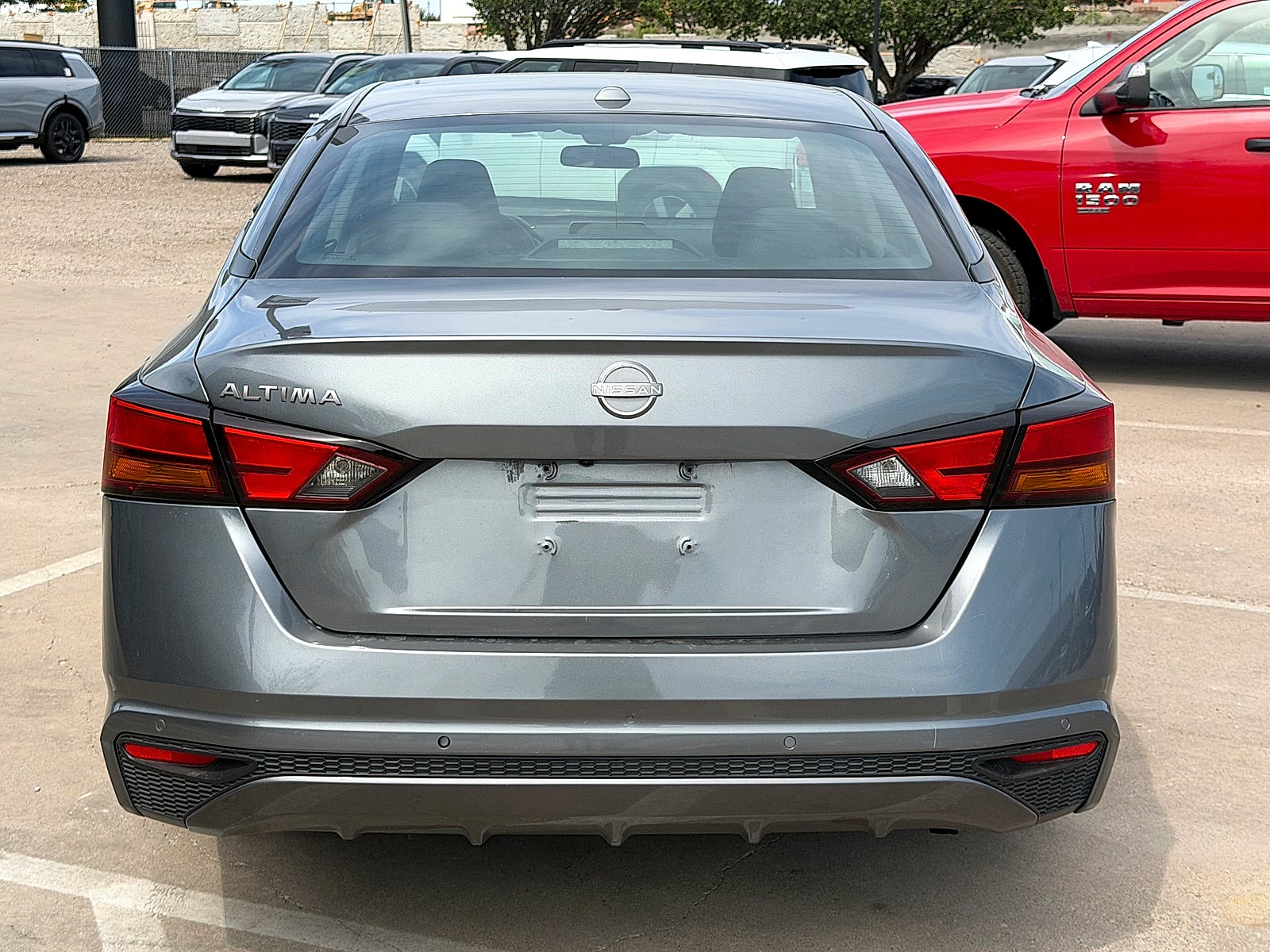 2025 Nissan Altima SV FWD