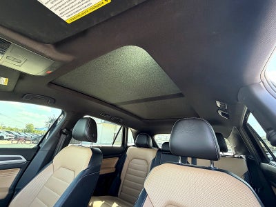 2022 Volkswagen Atlas Cross Sport 3.6L V6 SEL Premium R-Line