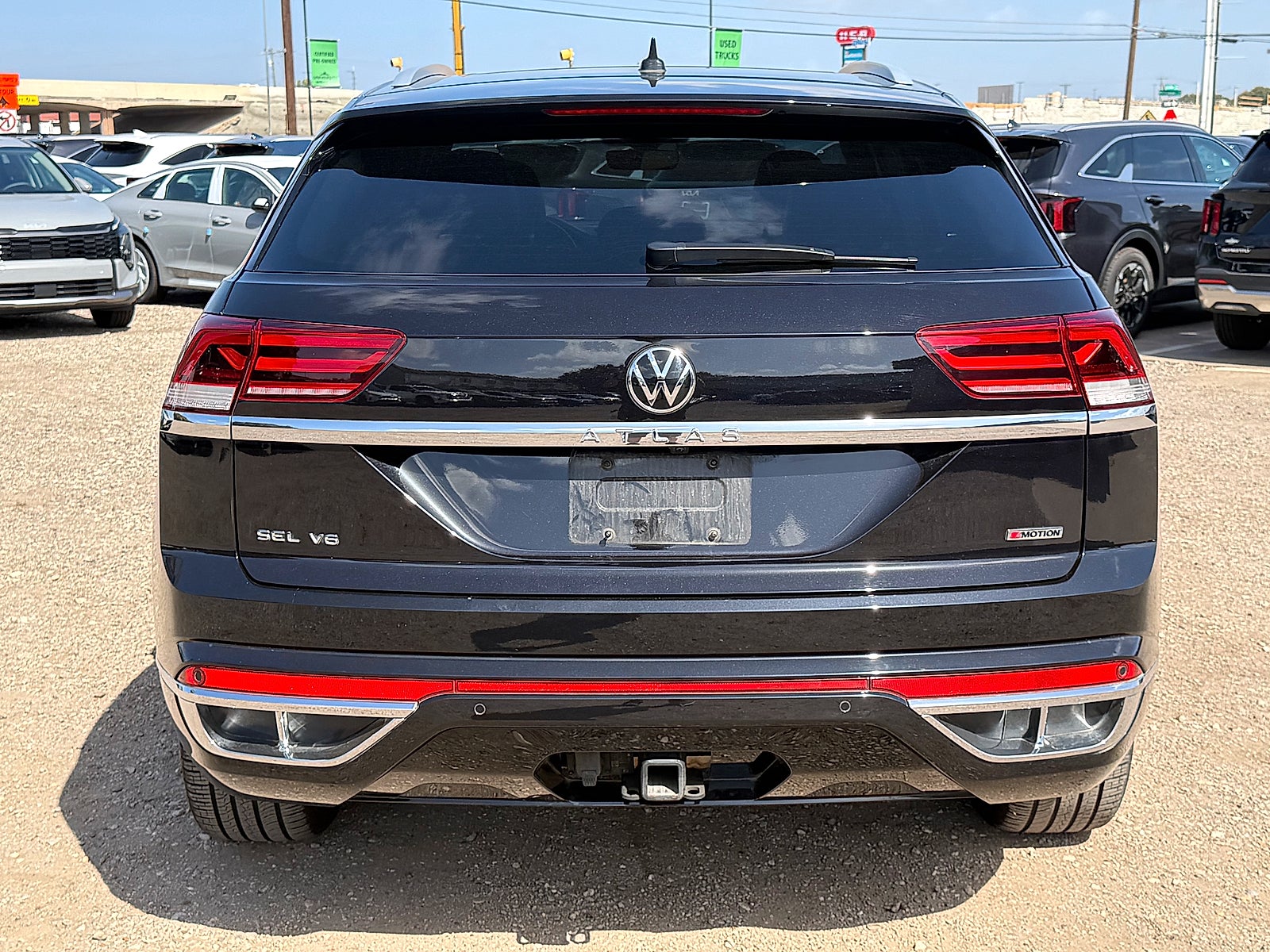 2022 Volkswagen Atlas Cross Sport 3.6L V6 SEL Premium R-Line