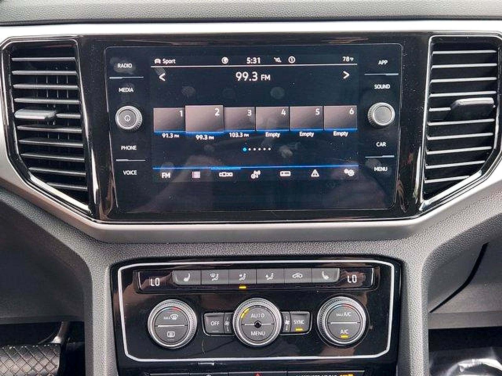 2023 Volkswagen Atlas Cross Sport 3.6L V6 SE w/Technology
