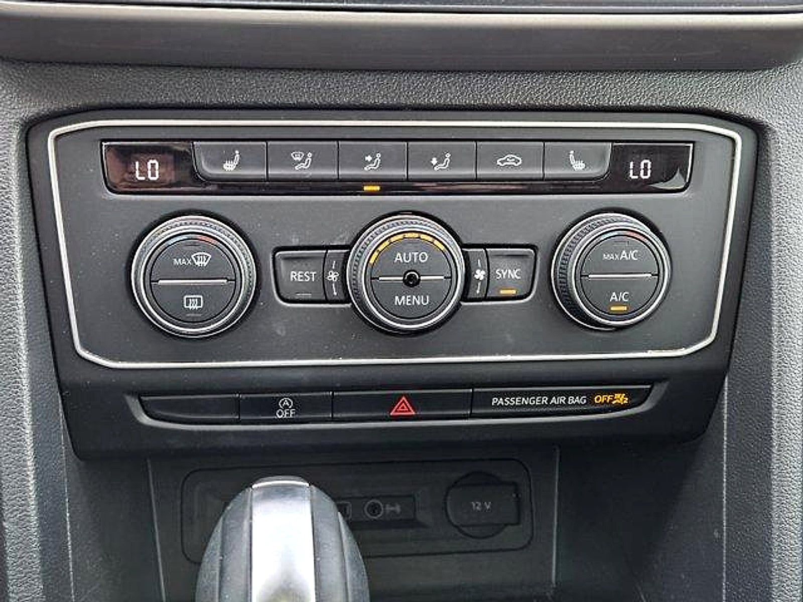 2021 Volkswagen Atlas 3.6L V6 SE w/Technology R-Line