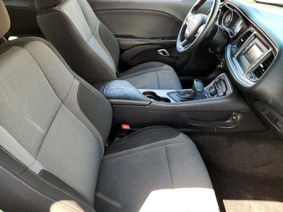 2015 Dodge Challenger SXT