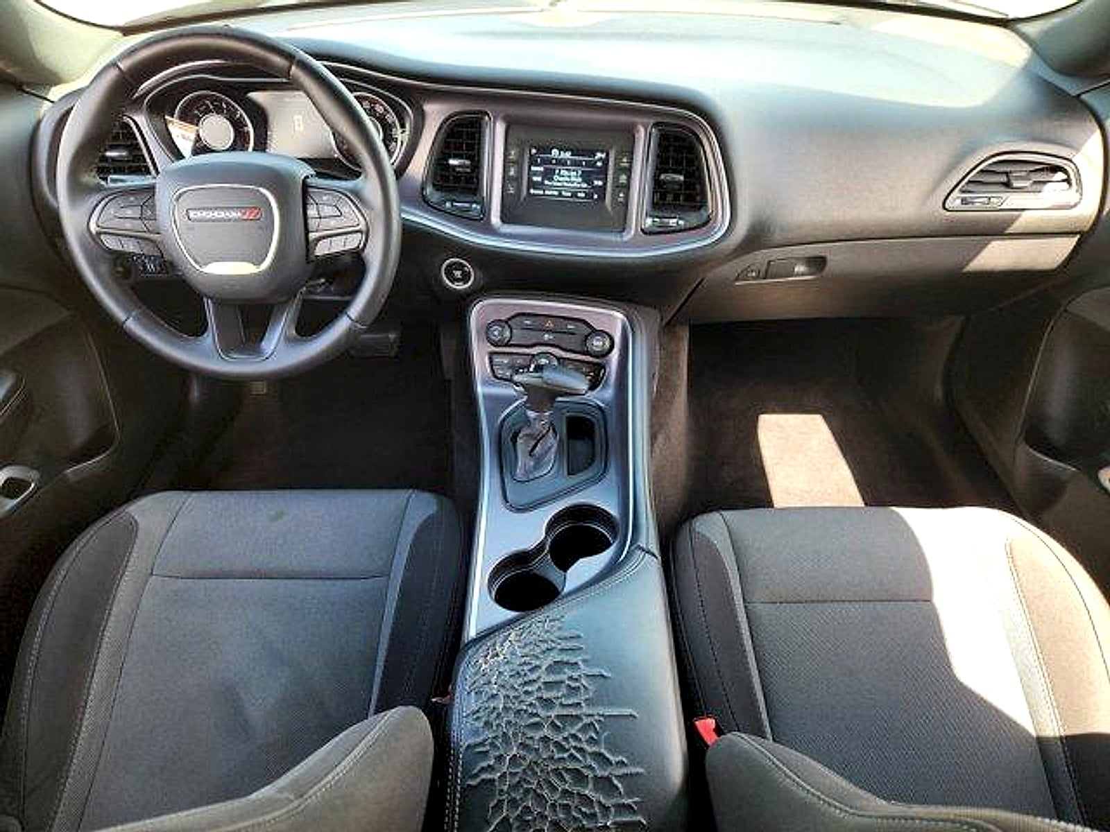2015 Dodge Challenger SXT