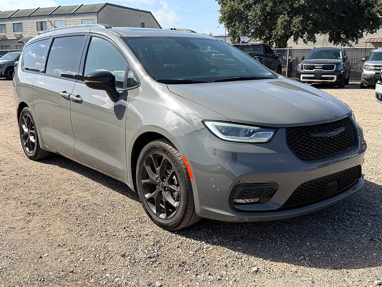 2025 Chrysler Pacifica Limited