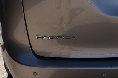 2018 Chrysler Pacifica Hybrid Touring L