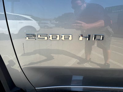 2025 Chevrolet Silverado 2500HD 4WD Crew Cab Standard Bed LT