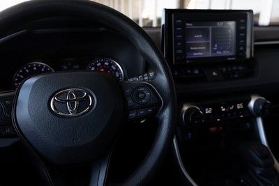 2022 Toyota RAV4 XLE