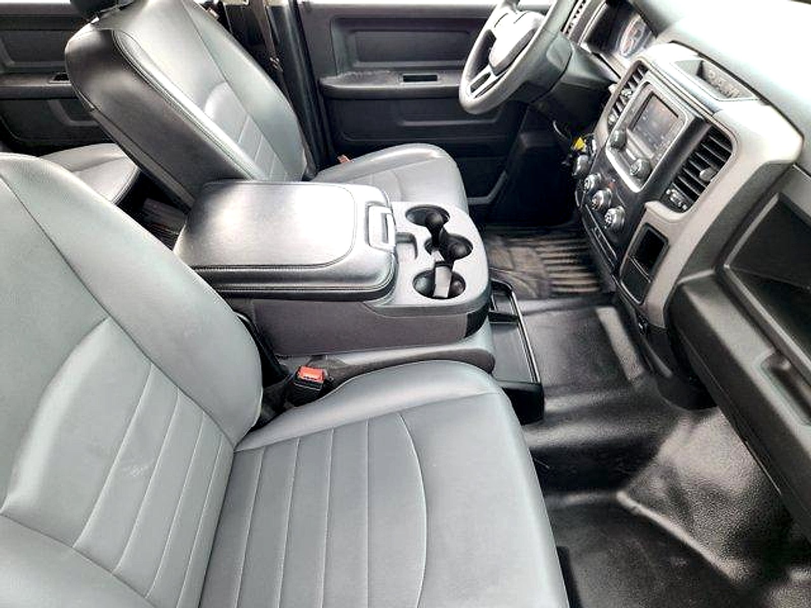 2022 RAM 1500 Classic Tradesman Crew Cab 4x2 5'7" Box