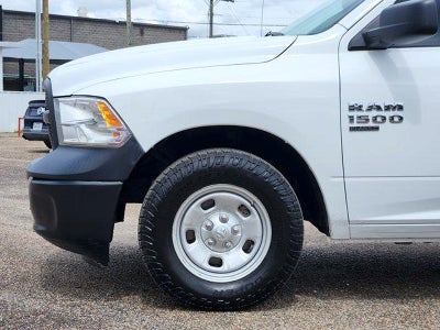 2022 RAM 1500 Classic Tradesman Crew Cab 4x2 5'7" Box