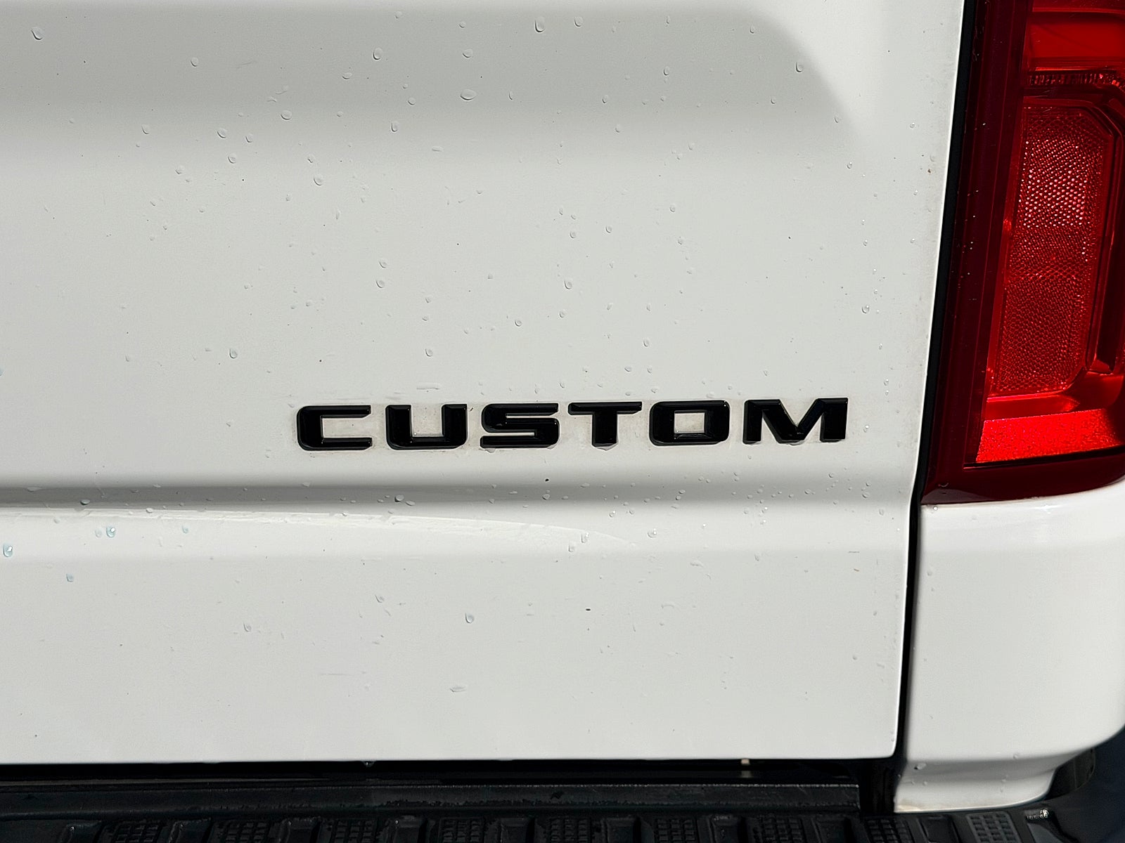 2020 Chevrolet Silverado 1500 2WD Crew Cab Short Bed Custom