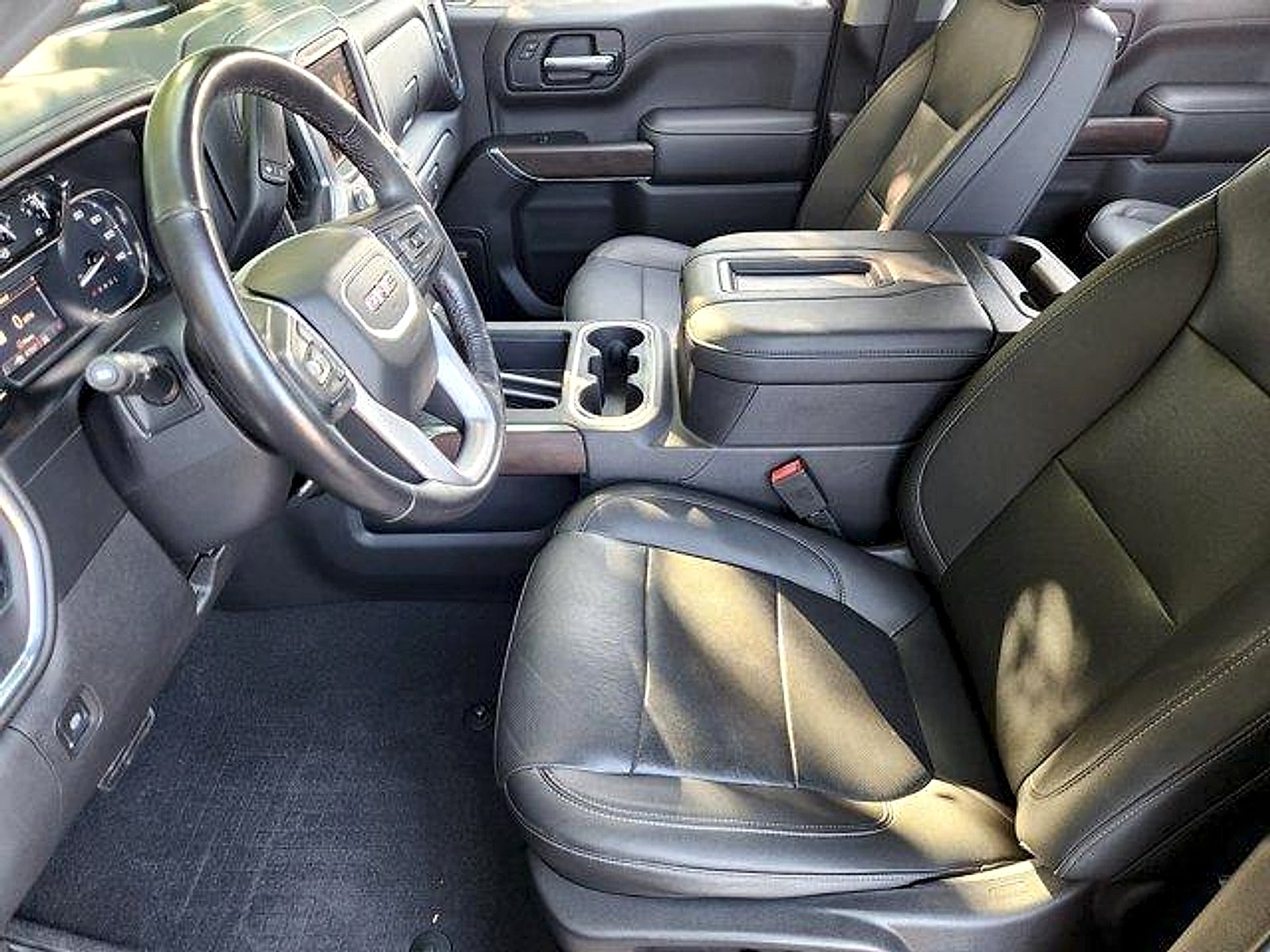 2021 GMC Sierra 1500 4WD Crew Cab Short Box SLT