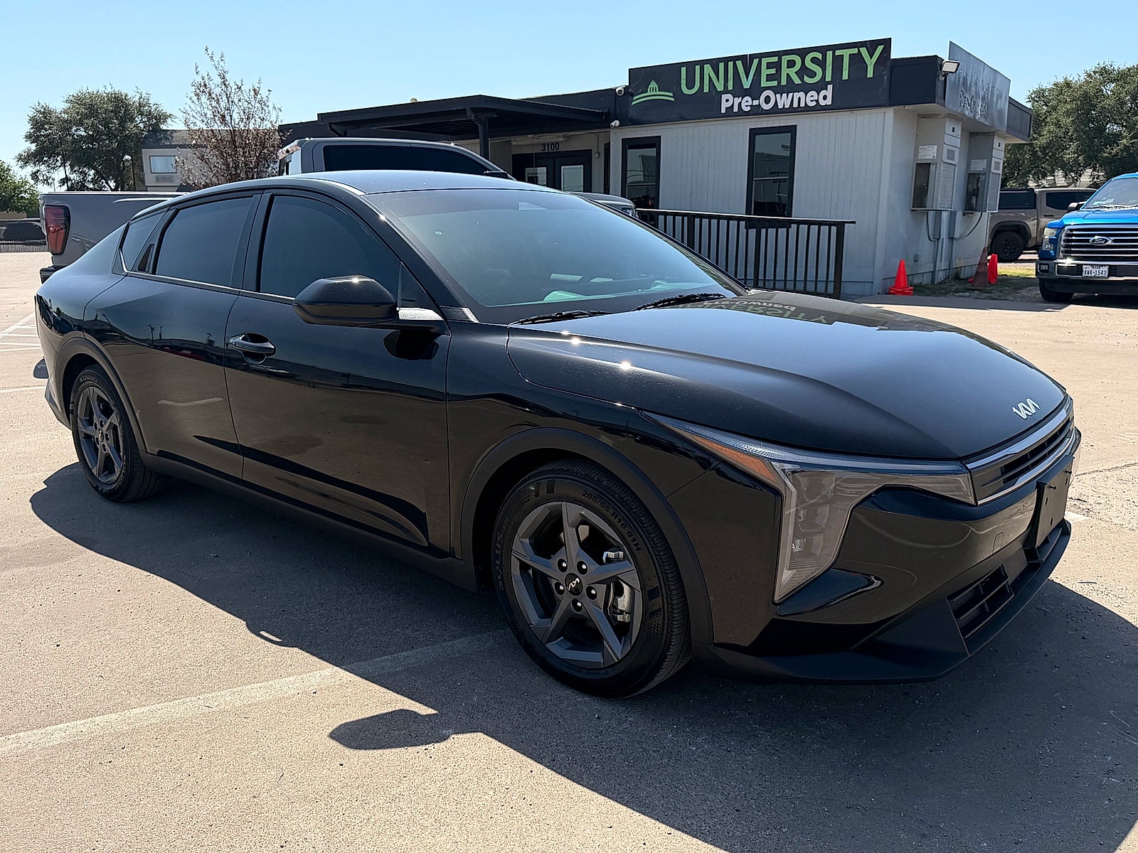 2025 Kia K4 LXS