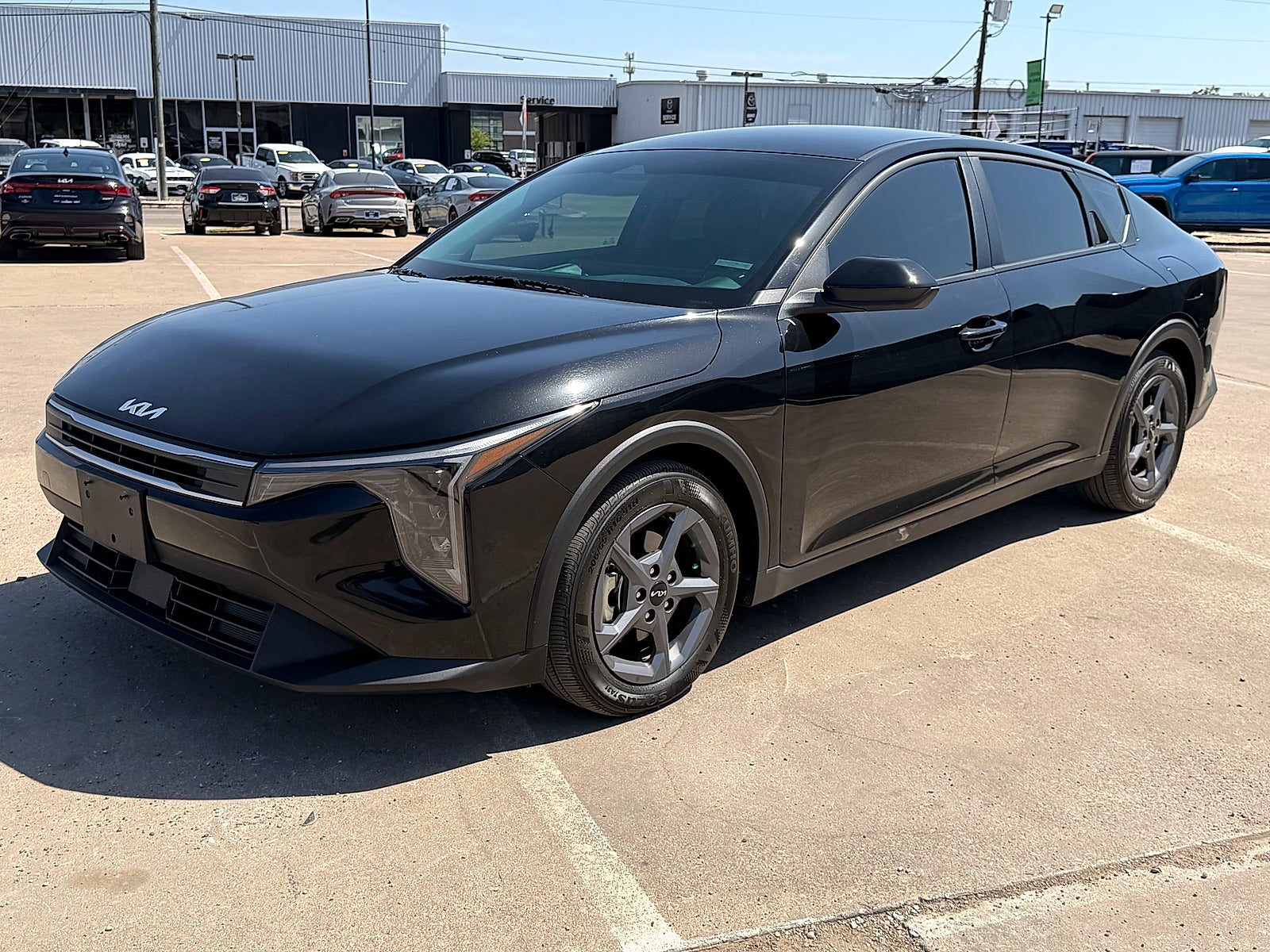 2025 Kia K4 LXS