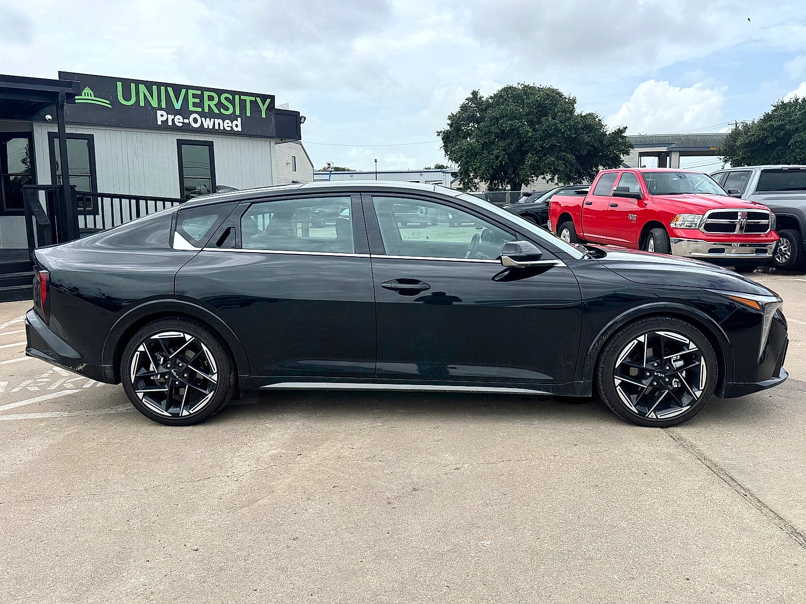 2025 Kia K4 GT-Line