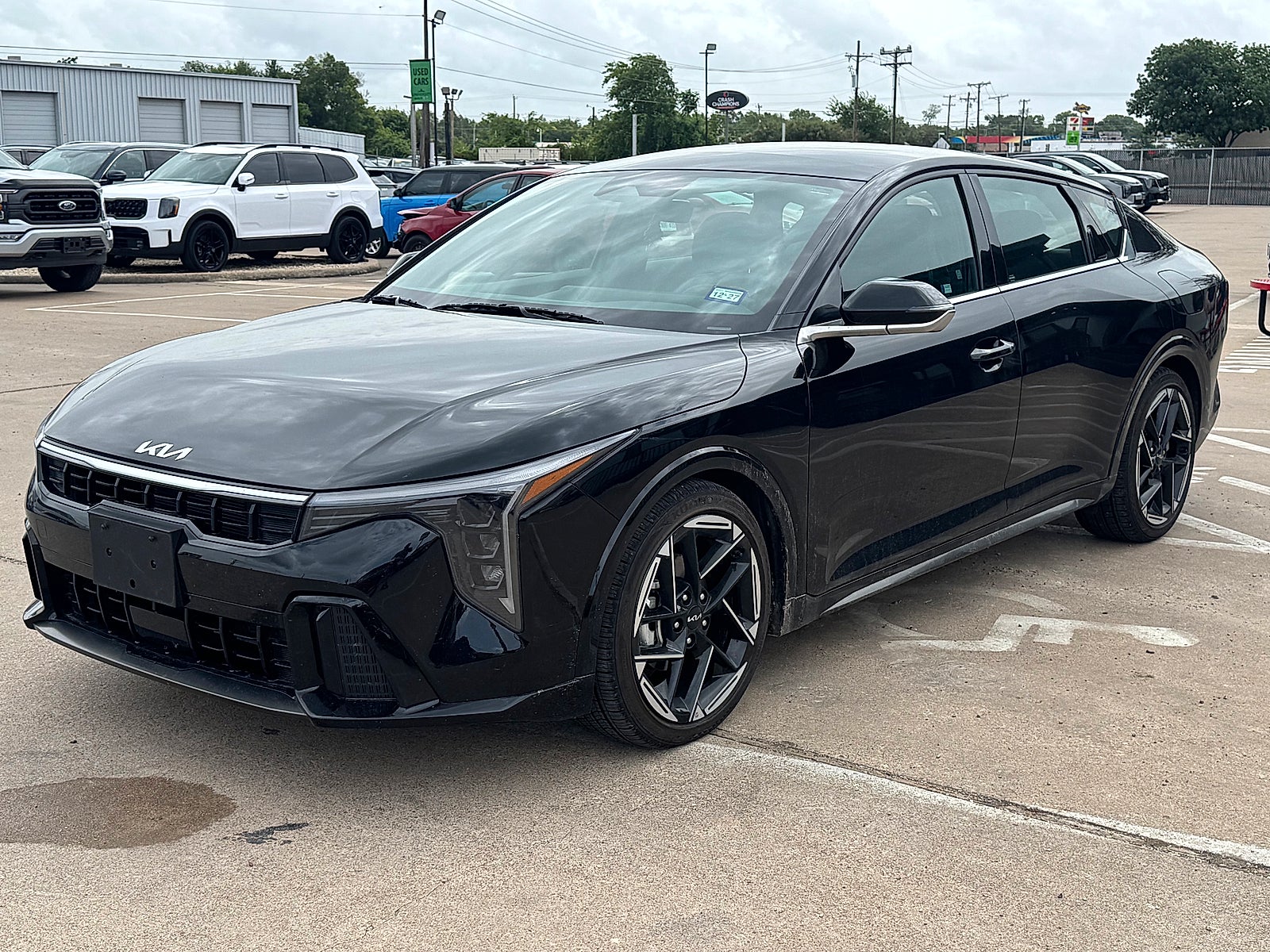 2025 Kia K4 GT-Line
